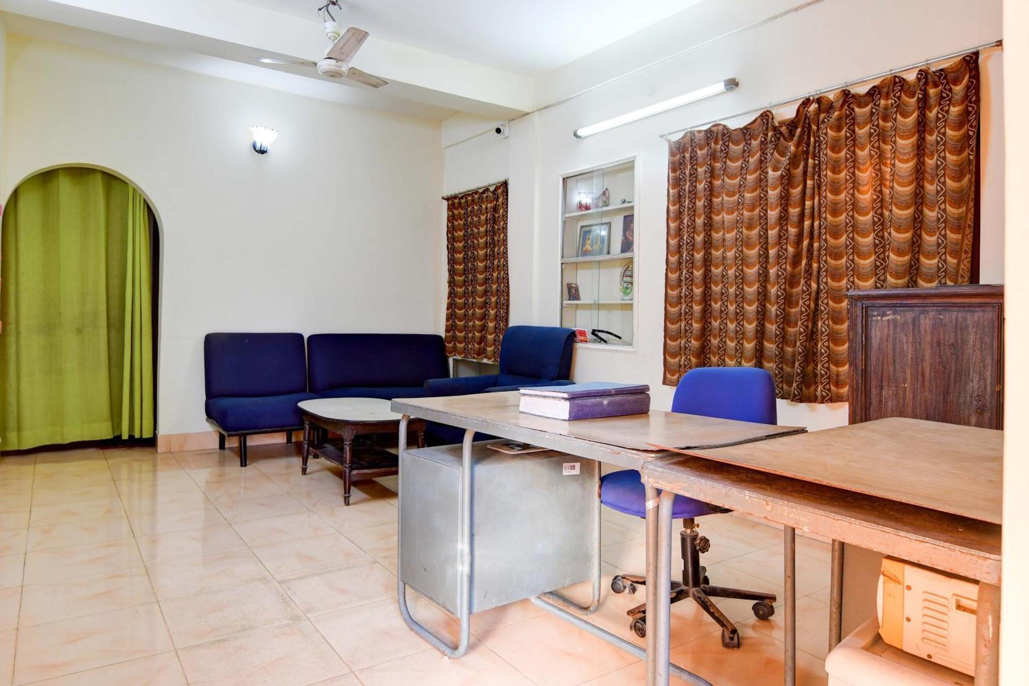 Oyo Simplex Guest House Behala Calcutta Exterior foto