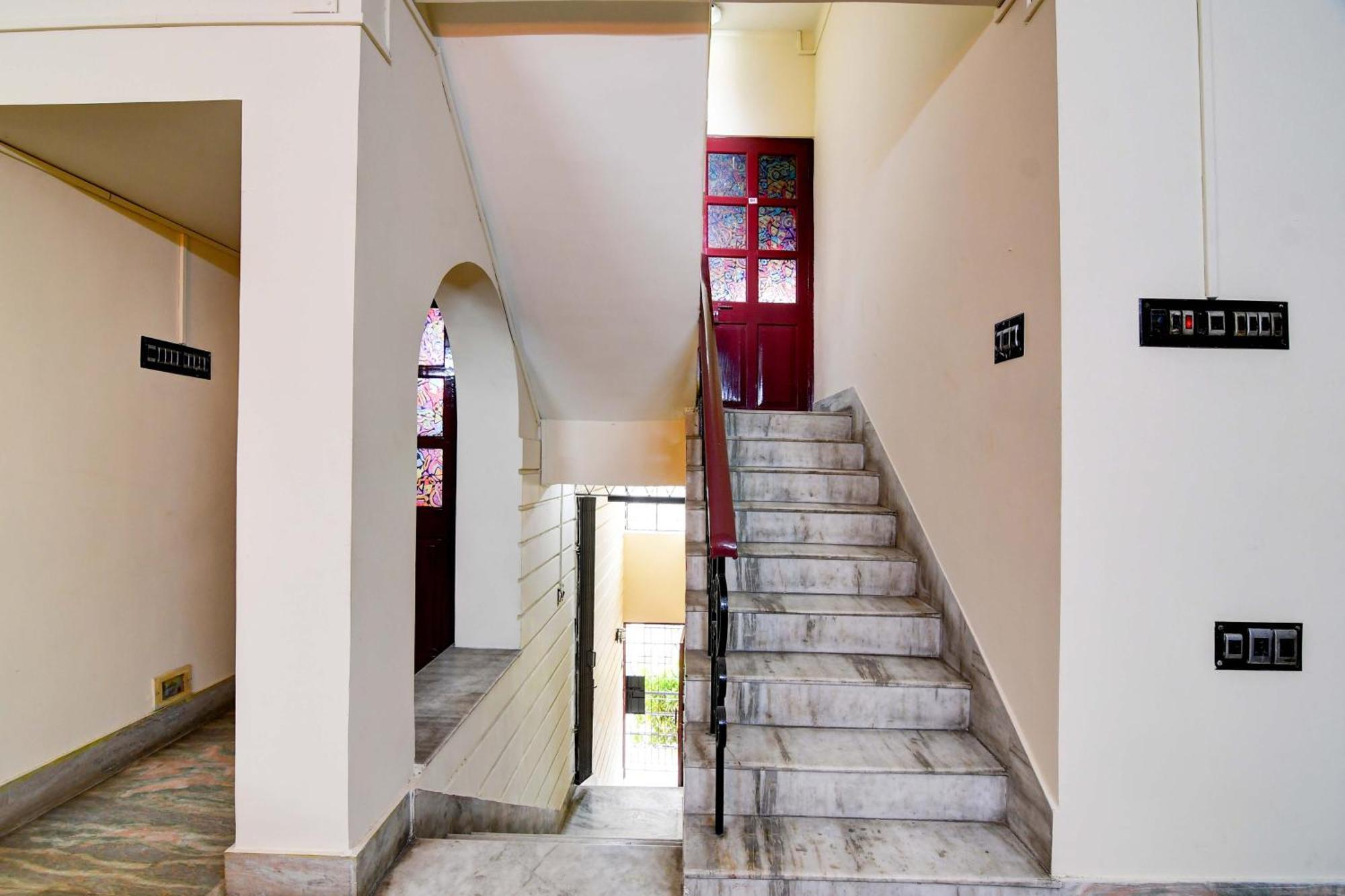 Oyo Simplex Guest House Behala Calcutta Exterior foto
